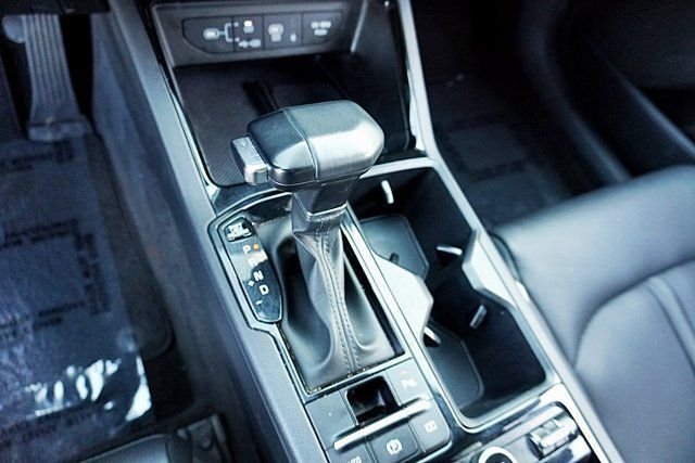 Used 2025 Gray Kia GT-Line image 31