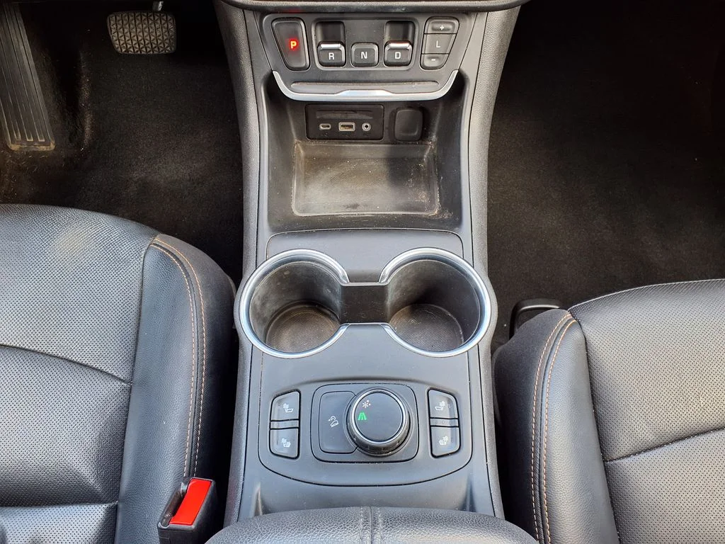 Used 2019 Black GMC SLT image 28