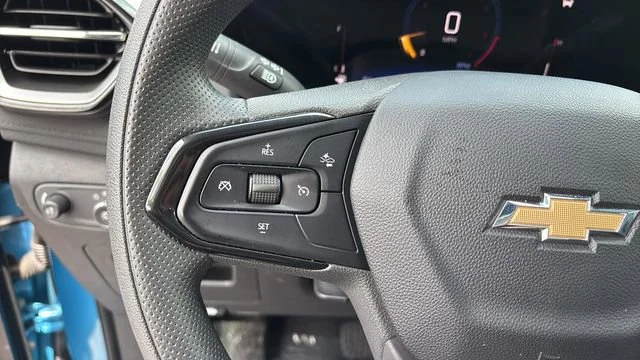 Used 2025 Marina Blue Metallic Chevrolet LT image 24
