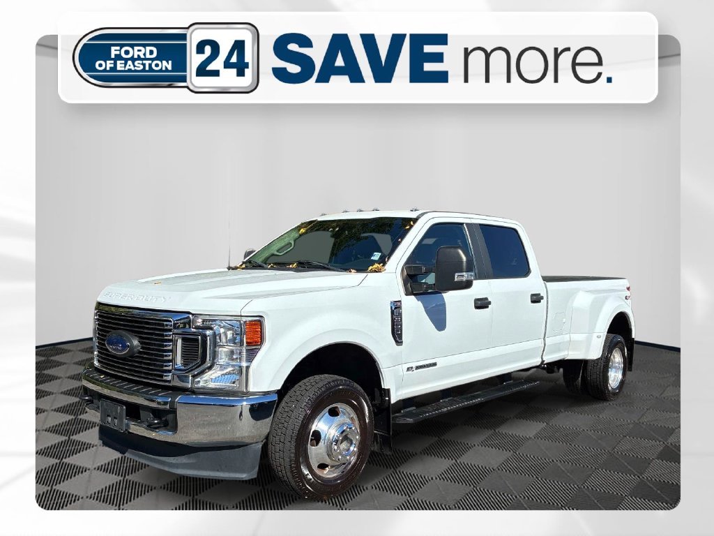 Used 2022 White Ford XL image 1
