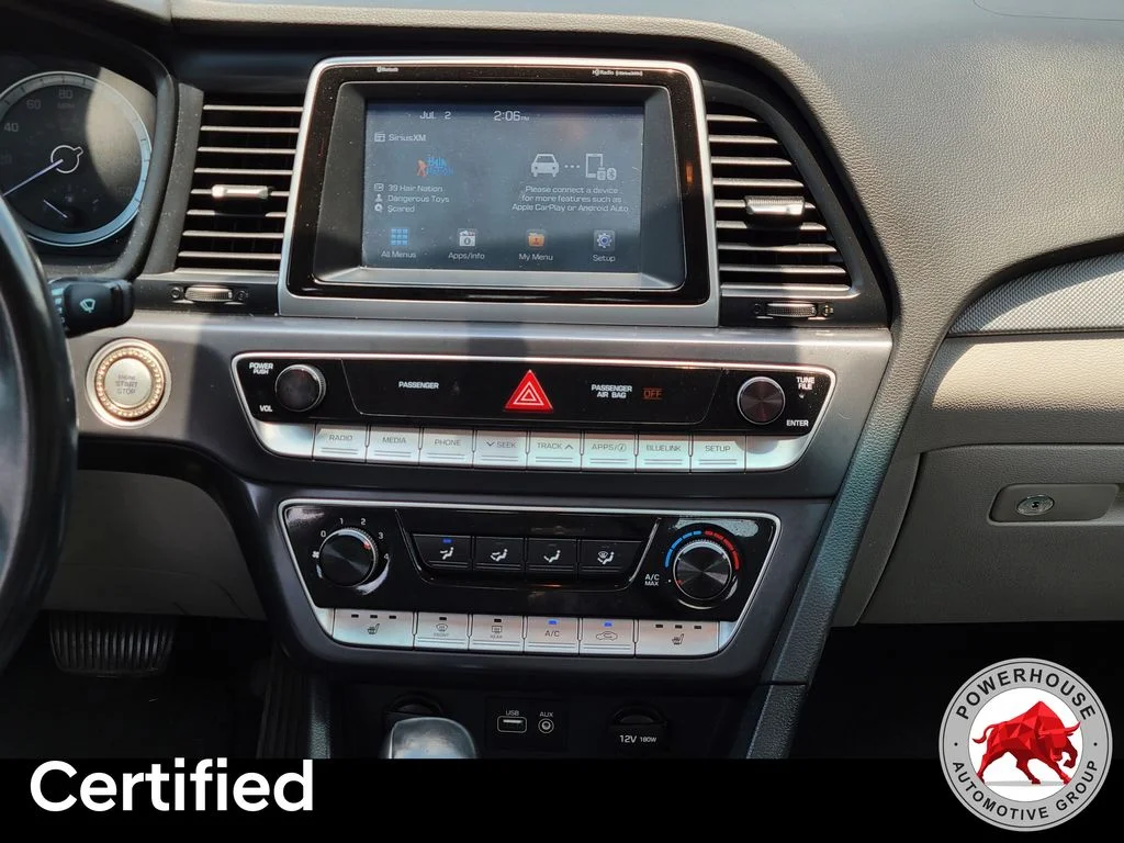 Used 2018 White Hyundai SEL image 21