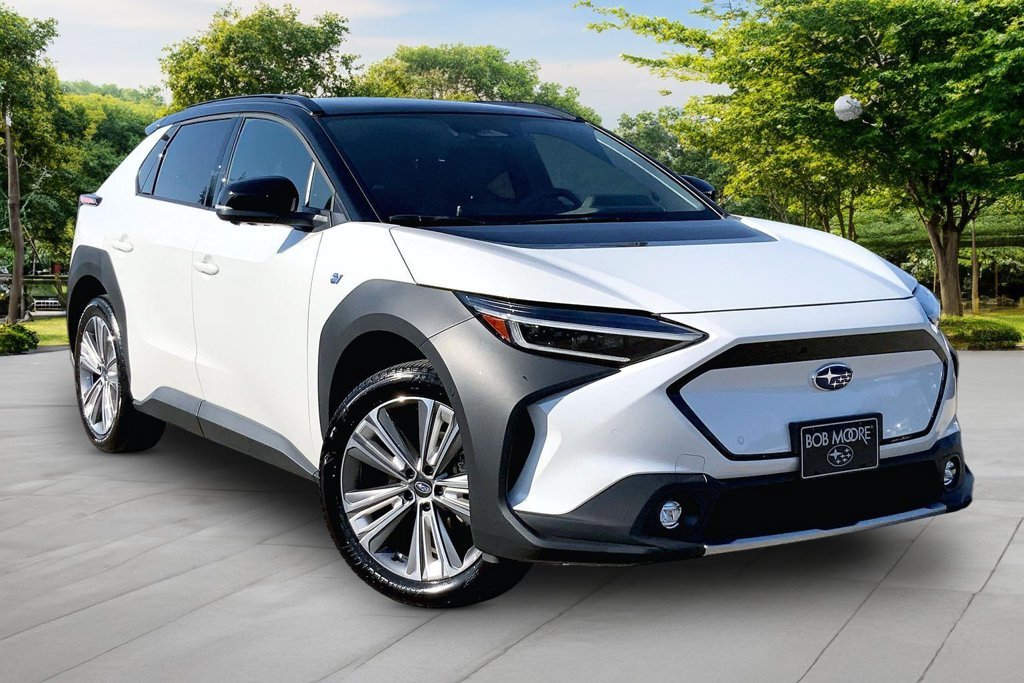 Used 2024 White Subaru Touring image 3