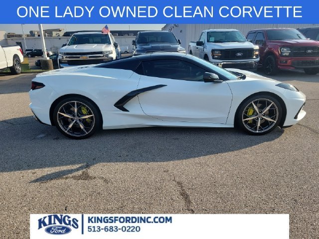 Used 2021 Arctic White Chevrolet Stingray image 6
