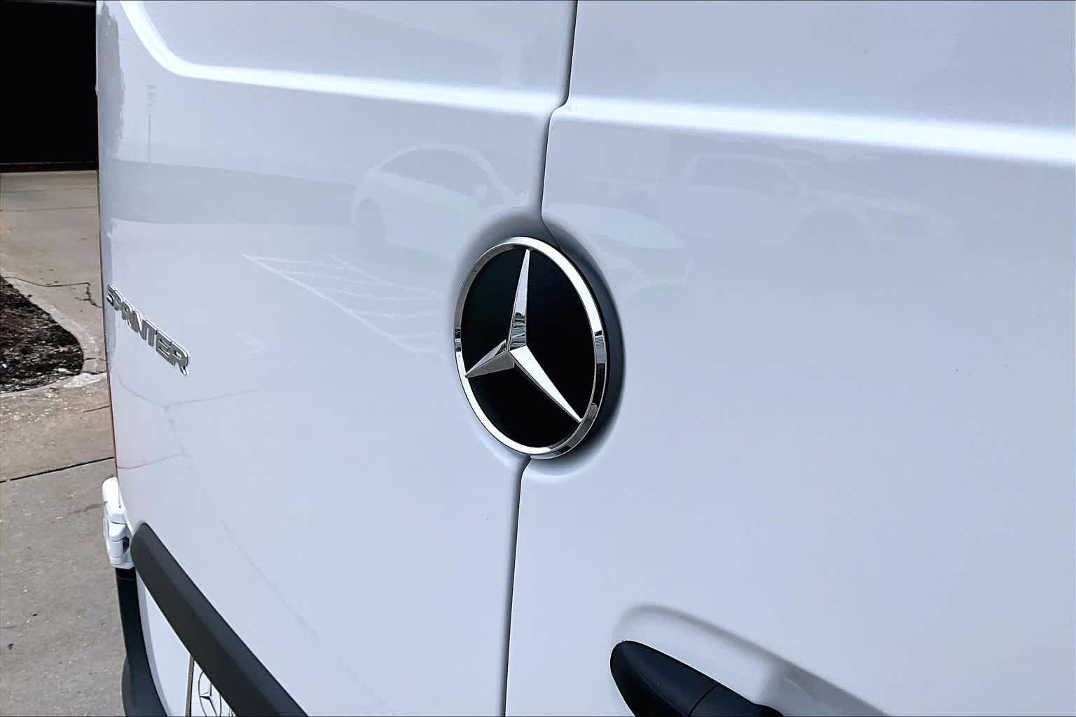 New 2026 Arctic White Mercedes-Benz  image 21