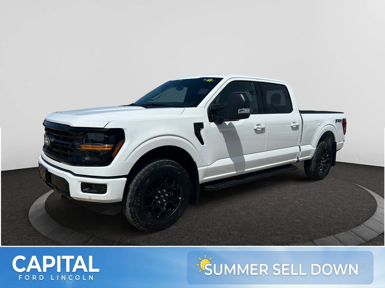 New 2026 Oxford White Ford XLT image 1