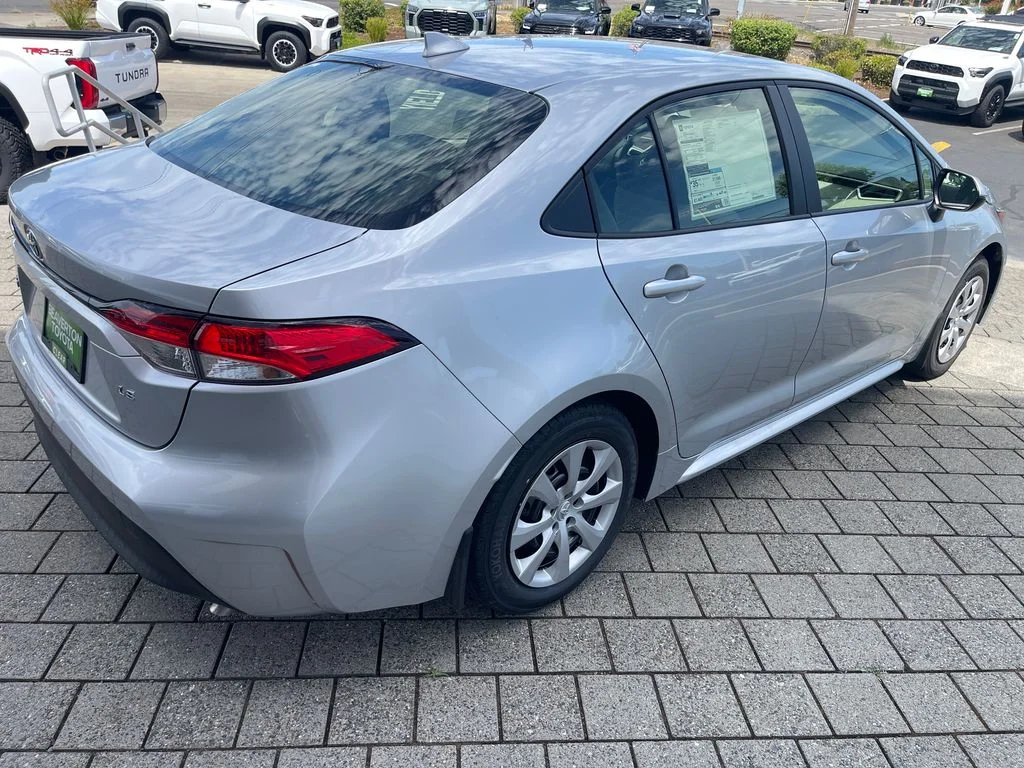 New 2026 Classic Silver Metallic Toyota LE image 5