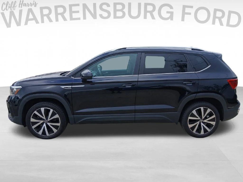 Used 2024 Black Volkswagen 1.5T SE image 6