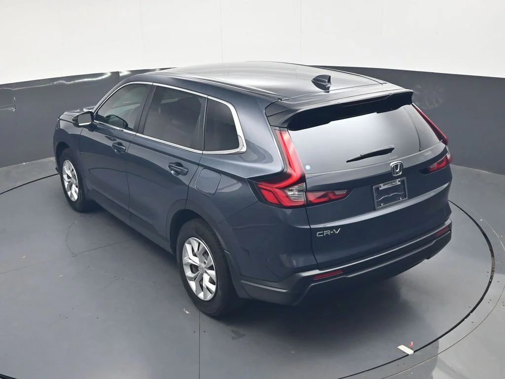 Used 2025 Meteorite Gray Metallic Honda LX image 38