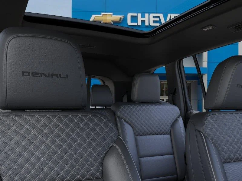 2026 GMC Acadia Denali - Photo 24