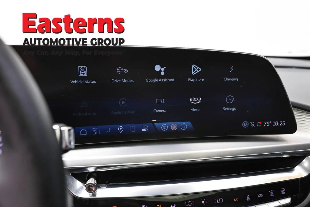 Used 2025 Black Cadillac Luxury image 20