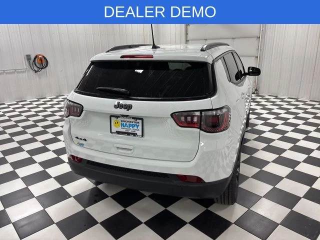 New 2026 White Jeep Latitude image 4