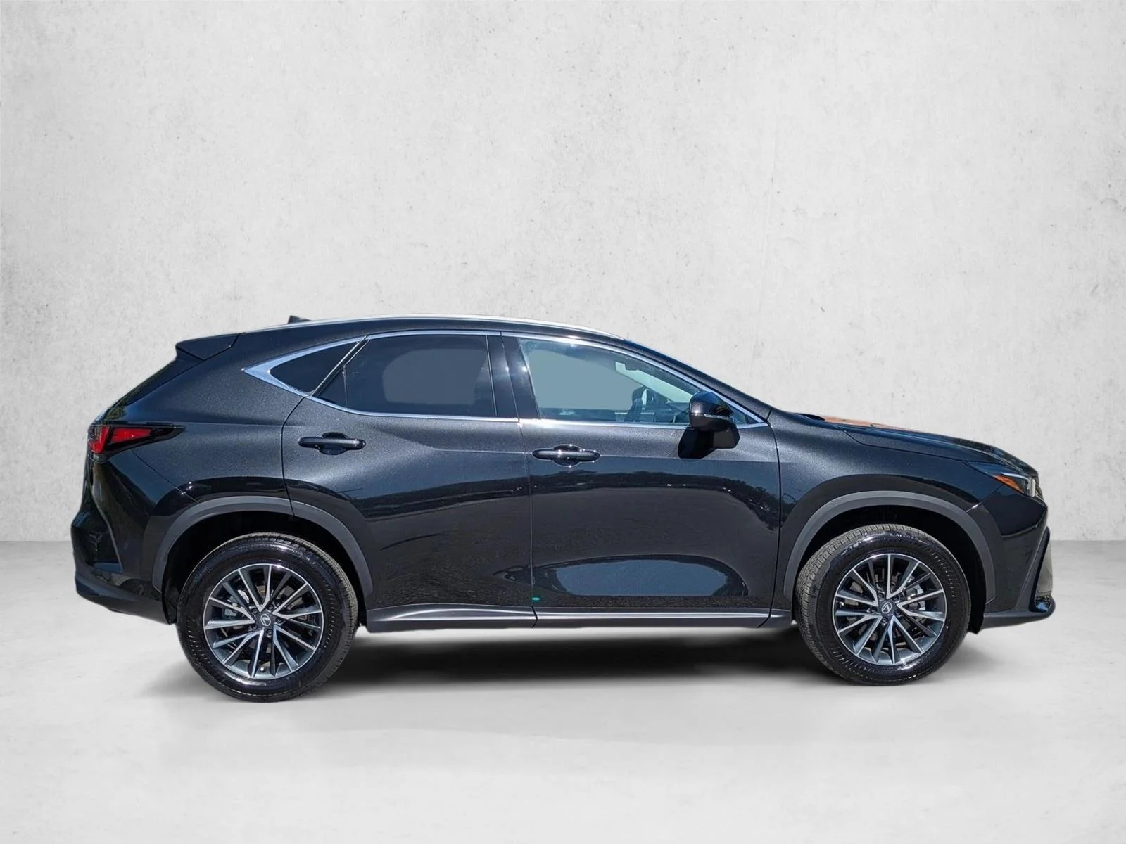 Certified Used 2026 Caviar Lexus NX 350 Premium image 4