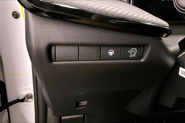 New 2026 Aspen White with Black Roof Nissan SR image 29