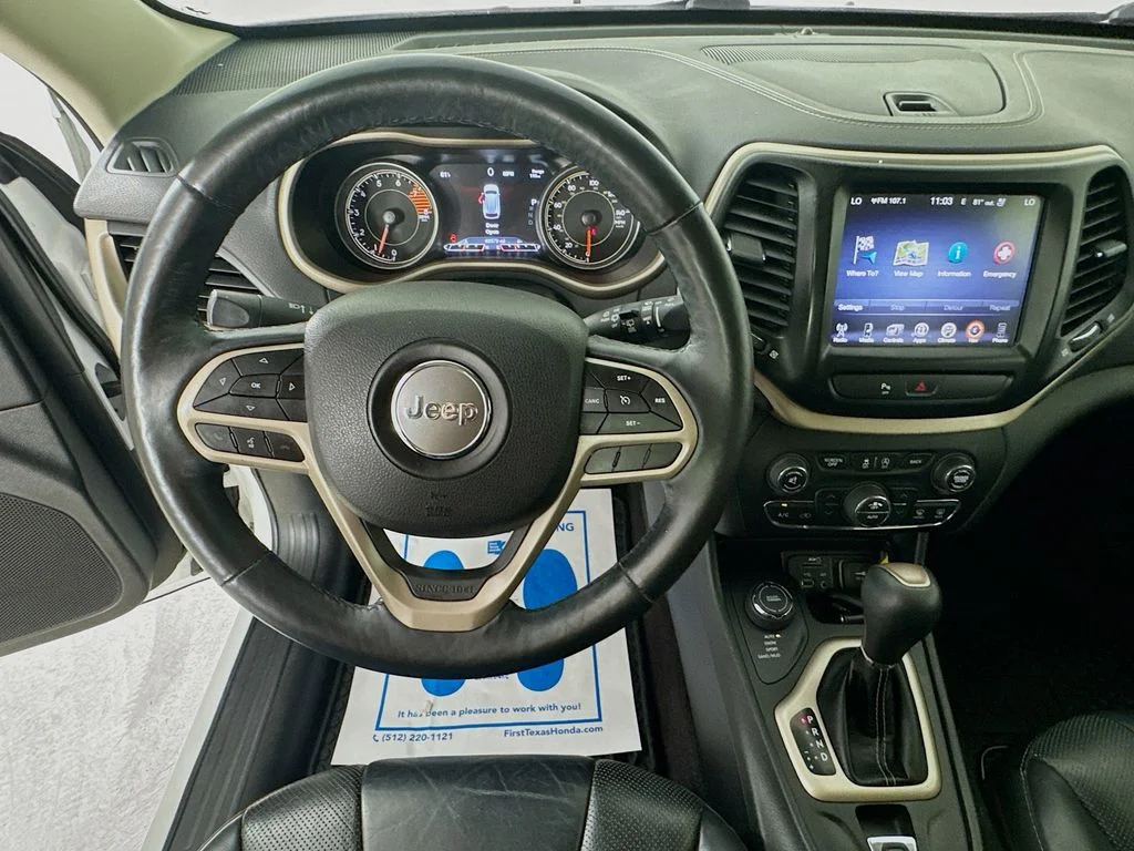 Used 2017 Bright White Clearcoat Jeep Limited image 13