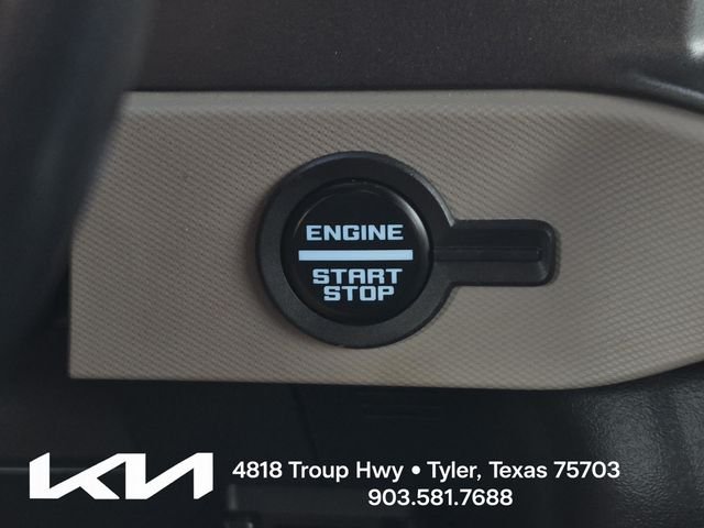 Used 2024 White Ford Wildtrak image 37