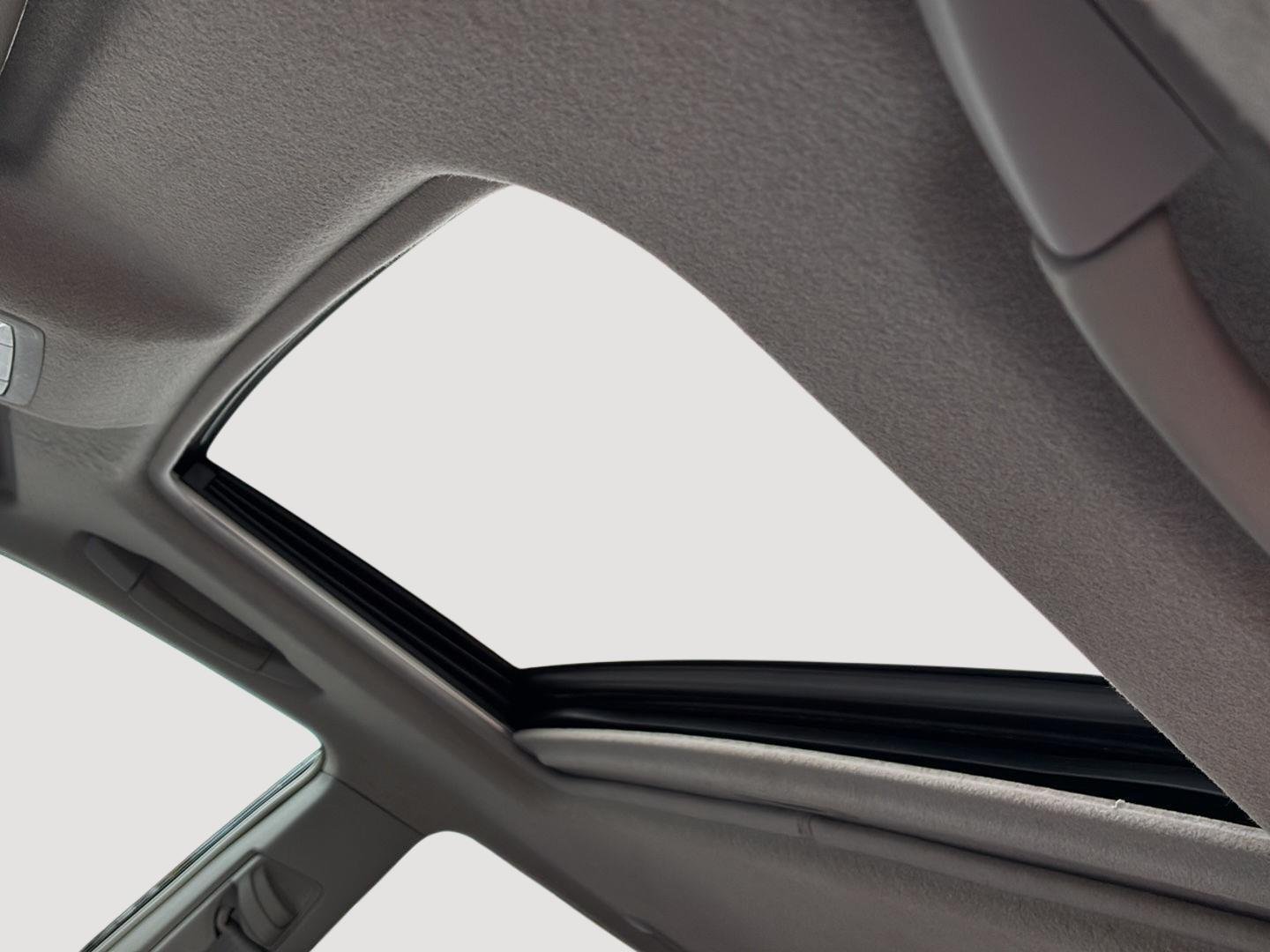 Used 2010 Black Toyota SE image 4