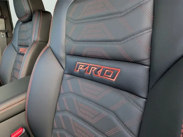 New 2027 Alpine Metallic Nissan Crew Cab PRO-4X® image 15