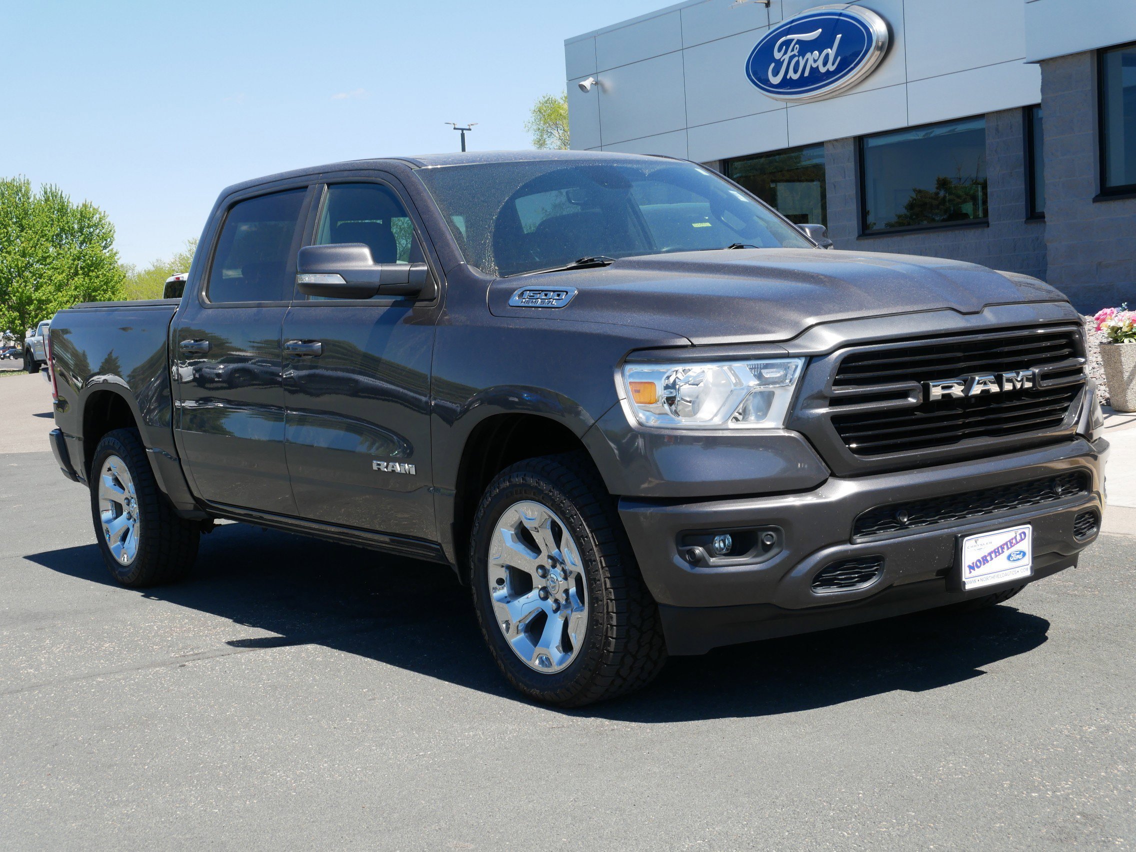 Used 2019 RAM Ram 1500 Pickup Big Horn/Lone Star with VIN 1C6SRFFT9KN879241 for sale in Northfield, Minnesota
