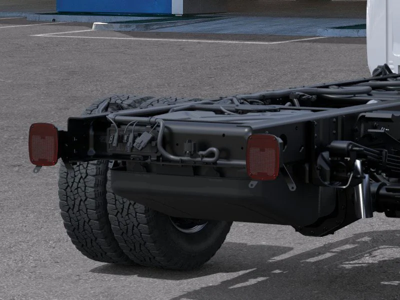 New 2026 Summit White Chevrolet Work Truck image 11