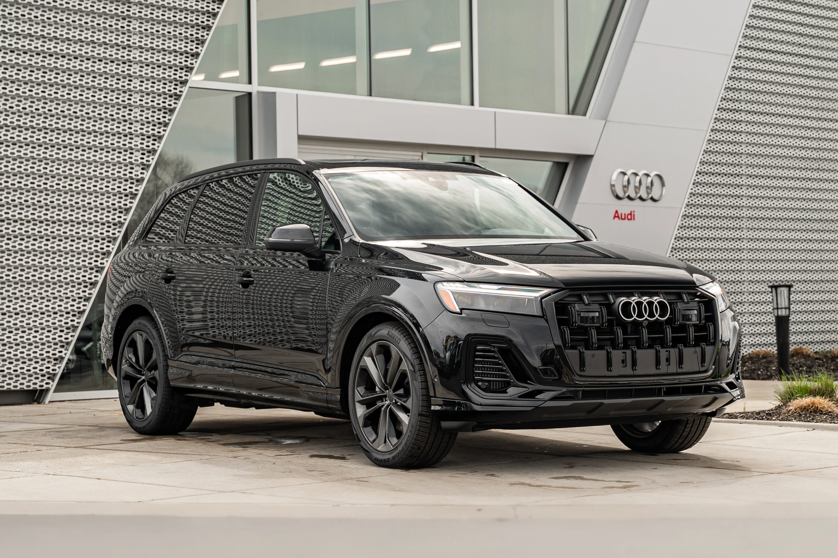 2026 Audi Q7 55 Premium Plus quattro Tiptronic's photo