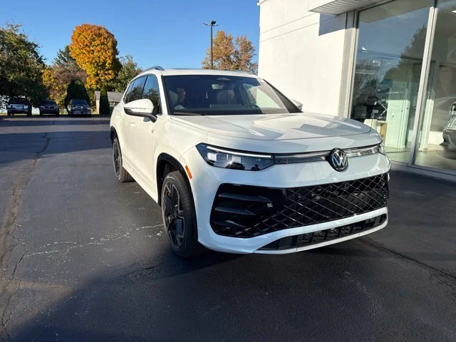 2026 Volkswagen Tiguan SEL R-Line Turbo