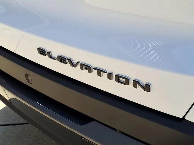 Used 2026 Summit White GMC Elevation image 25