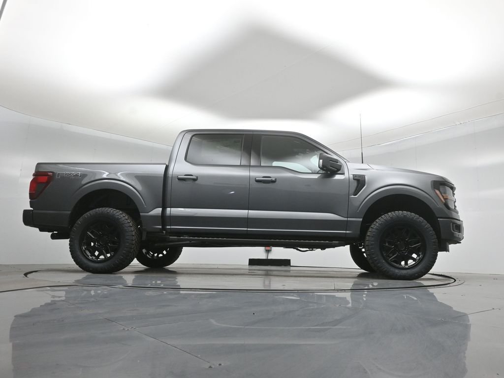 New 2026 Carbonized Gray Metallic Ford XLT image 46