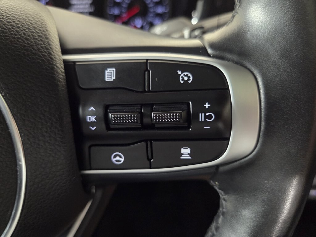 Certified Used 2024 Gravity Gray Kia EX image 17