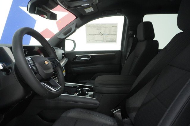 2027 Chevrolet Tahoe LS - Photo 16