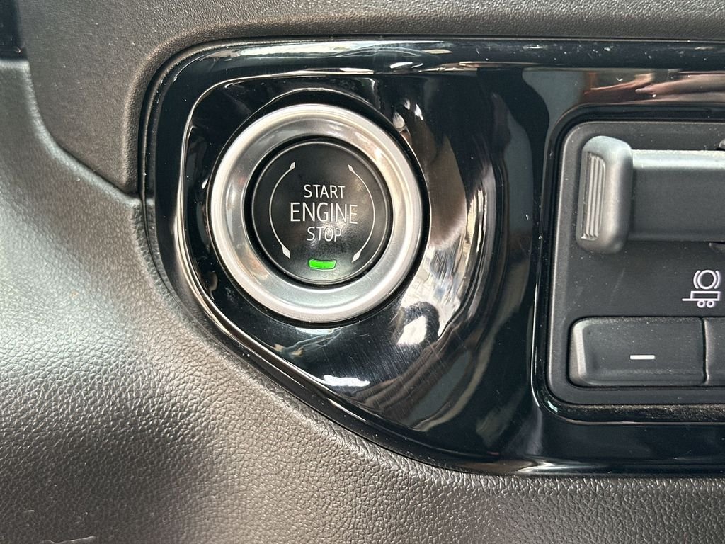 2024 Chevrolet Silverado 1500 High Country - Photo 17