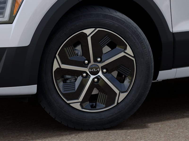 New 2026 Snow White Pearl Kia EX image 9