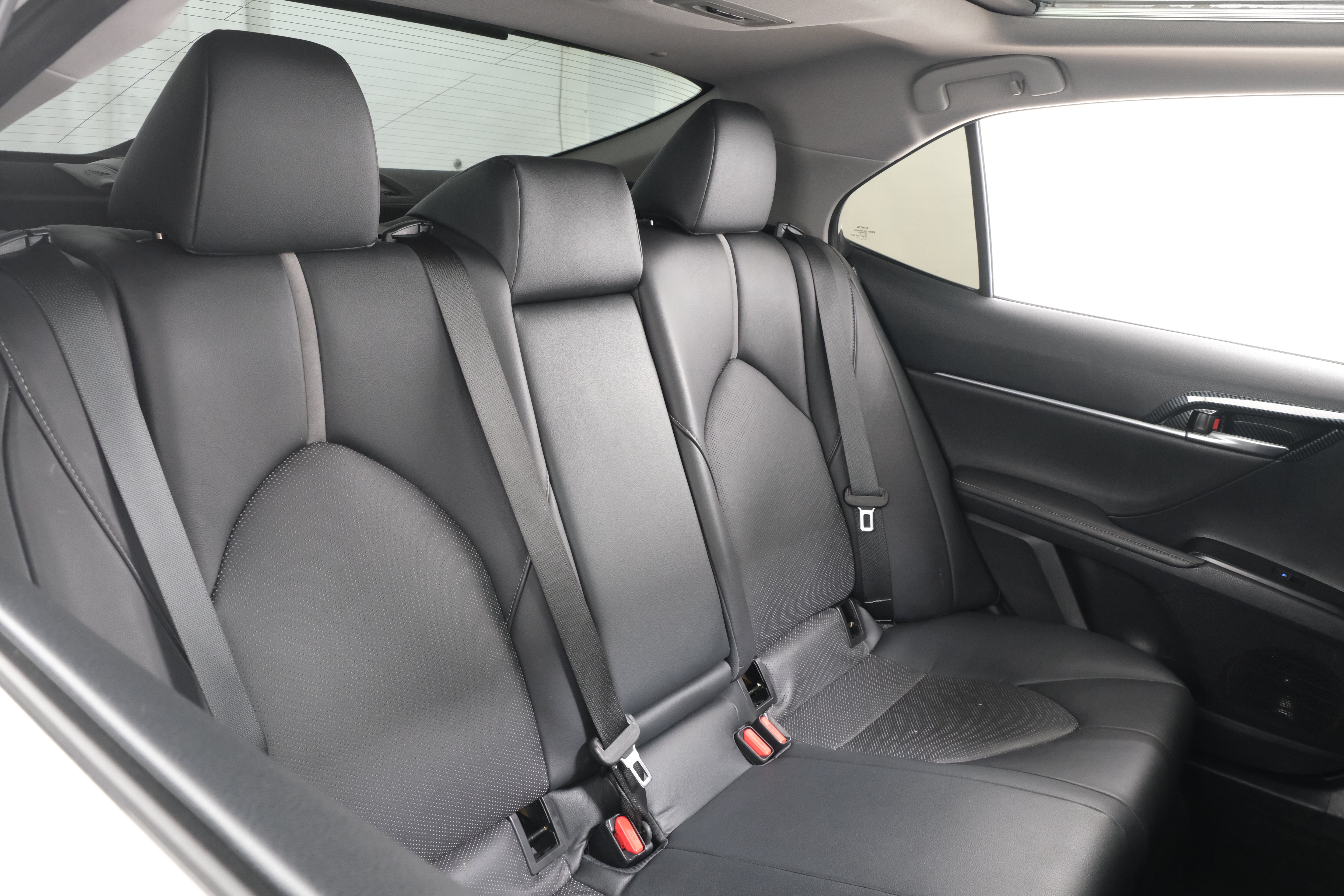 Certified Used 2019 Wind Chill Pearl Toyota XSE image 39