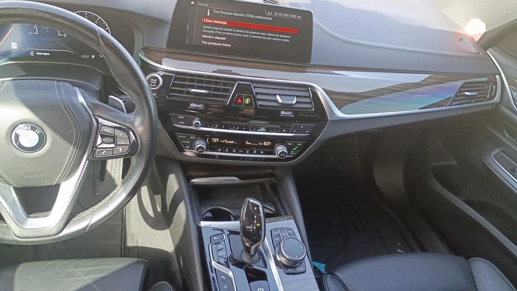 Used 2019 Black BMW 640 Gran Turismo i xDrive image 32