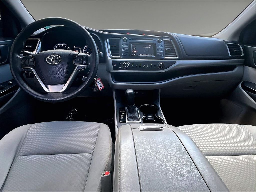 Used 2017 Blizzard Pearl Toyota LE image 22