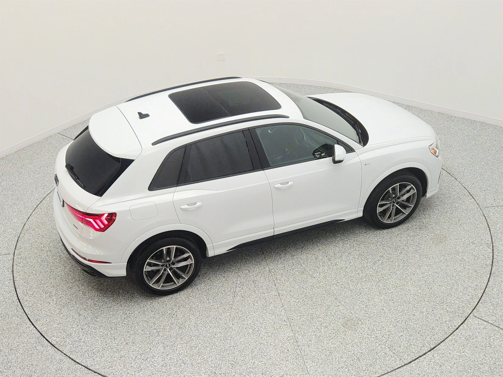 Used 2023 Glacier White Metallic Audi S line Premium Plus 45 TFSI quattro image 26