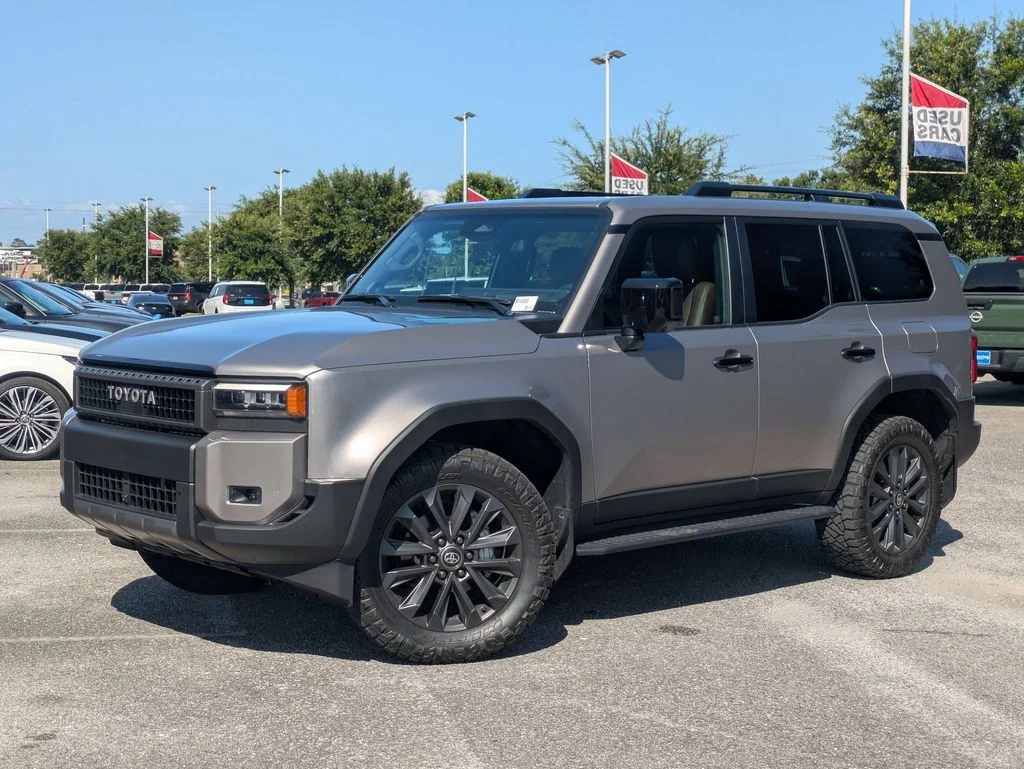 Used 2025 Silver Toyota Base image 1