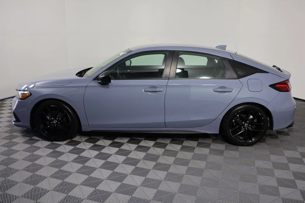 Used 2024 Sonic Gray Pearl Honda Sport image 5