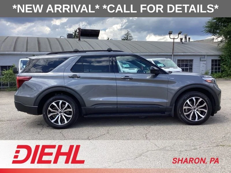 2022 Ford Explorer ST-LINE - Photo 10