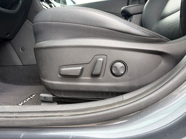 Used 2020 Thunder Gray Hyundai Ultimate image 13