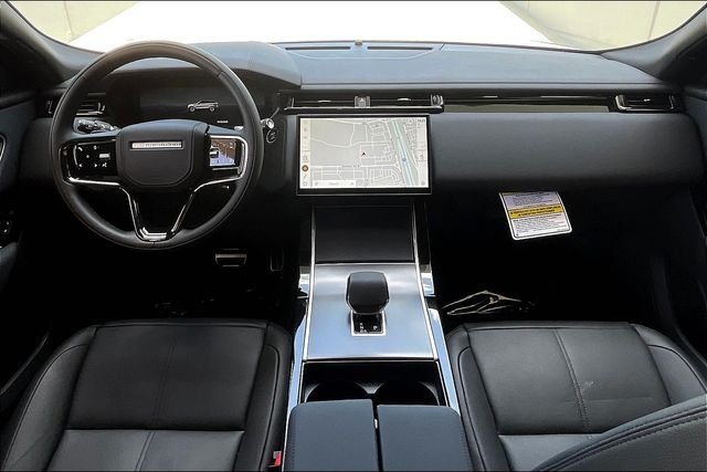 Certified Used 2026 White Land Rover Dynamic SE image 5