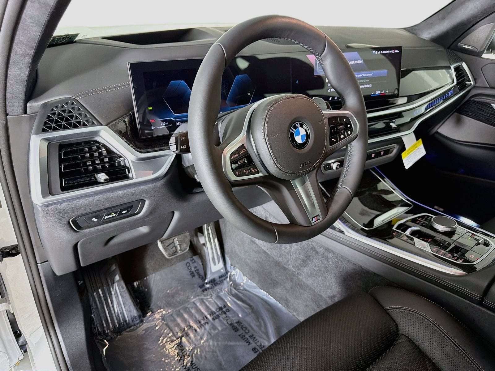 New 2027 Mineral White Metallic BMW xDrive40i image 9