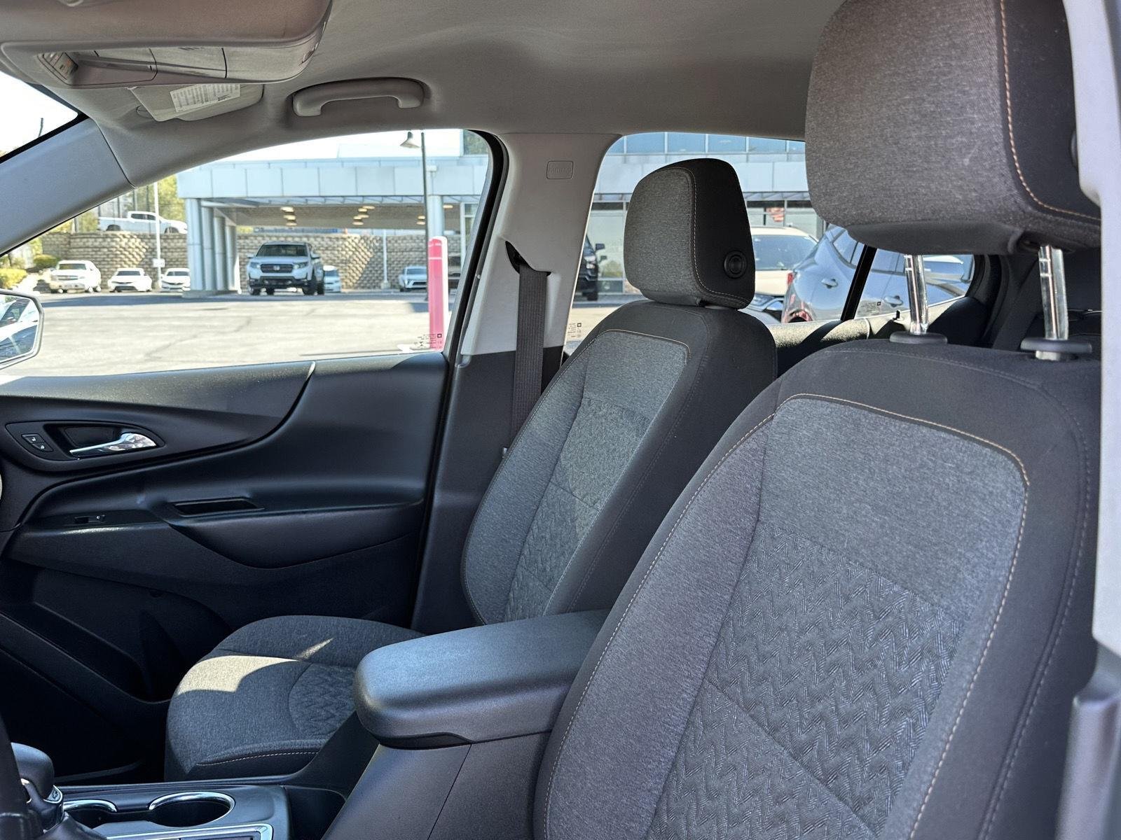 2022 Chevrolet Equinox LT - Photo 25