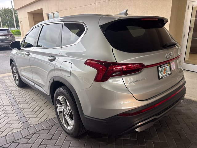 Certified Used 2022 Shimmering Silver Hyundai SE image 7