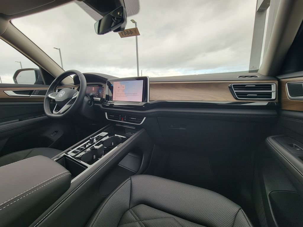 2026 Volkswagen Atlas SE w/Tech - Photo 14