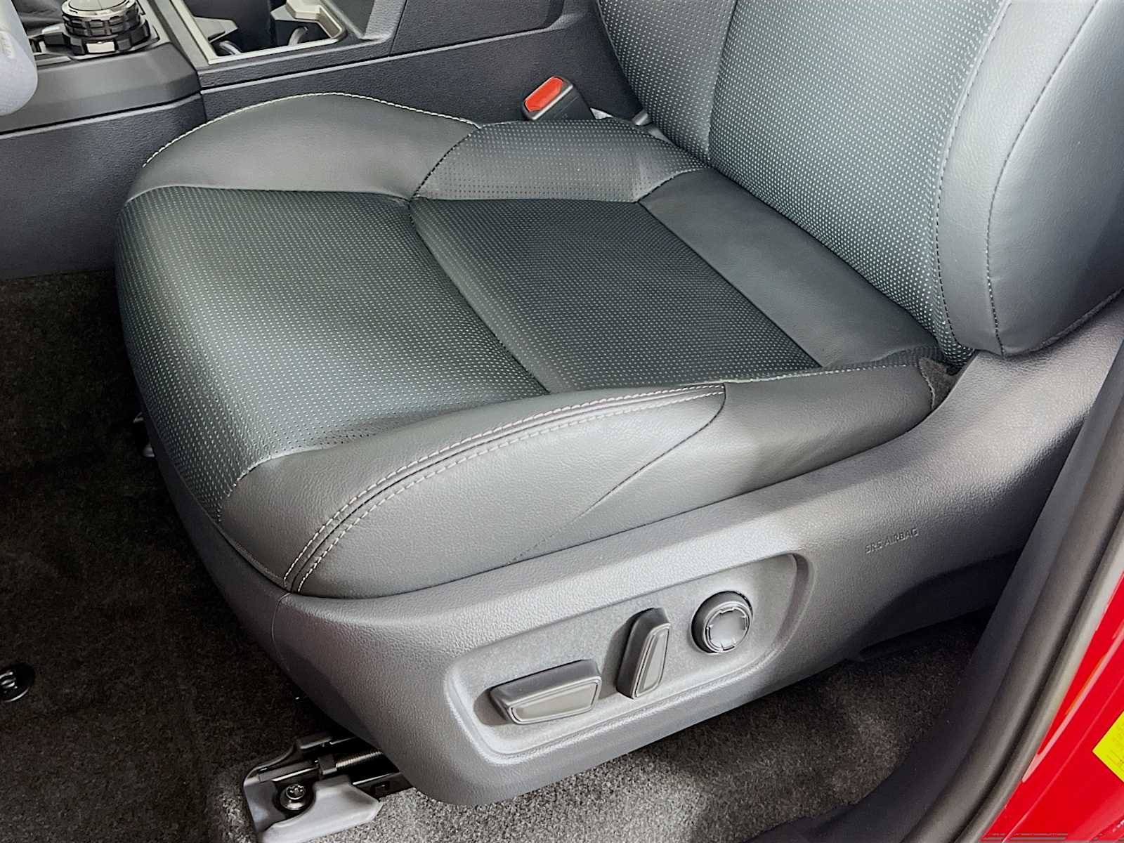 2026 Toyota 4Runner — photo 18