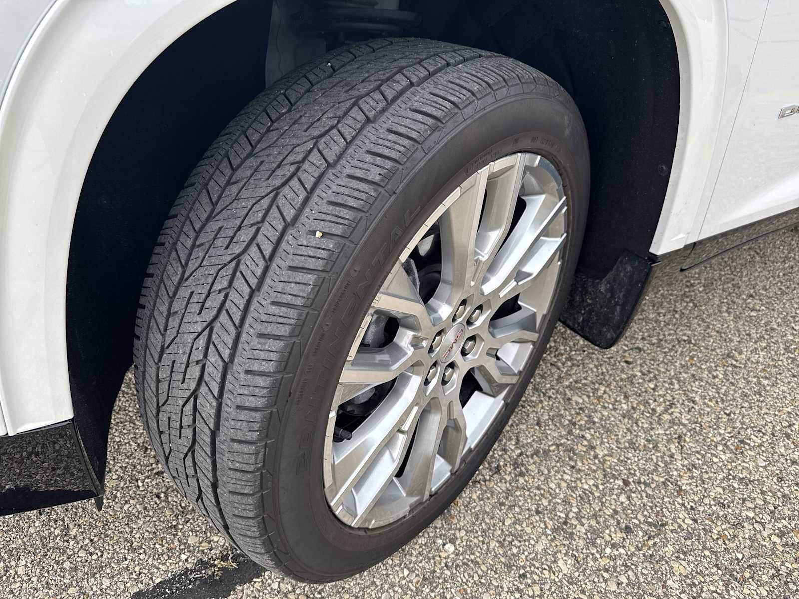 Certified Used 2024 White Frost Tricoat GMC Denali image 3