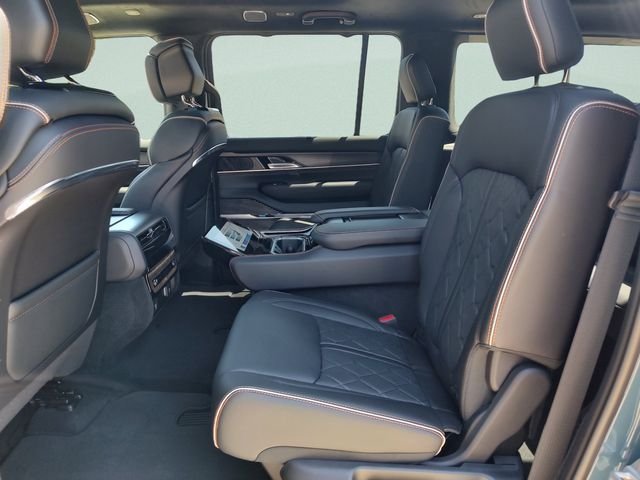 New 2026 Steel Blue Exterior Paint Jeep Summit Reserve image 29