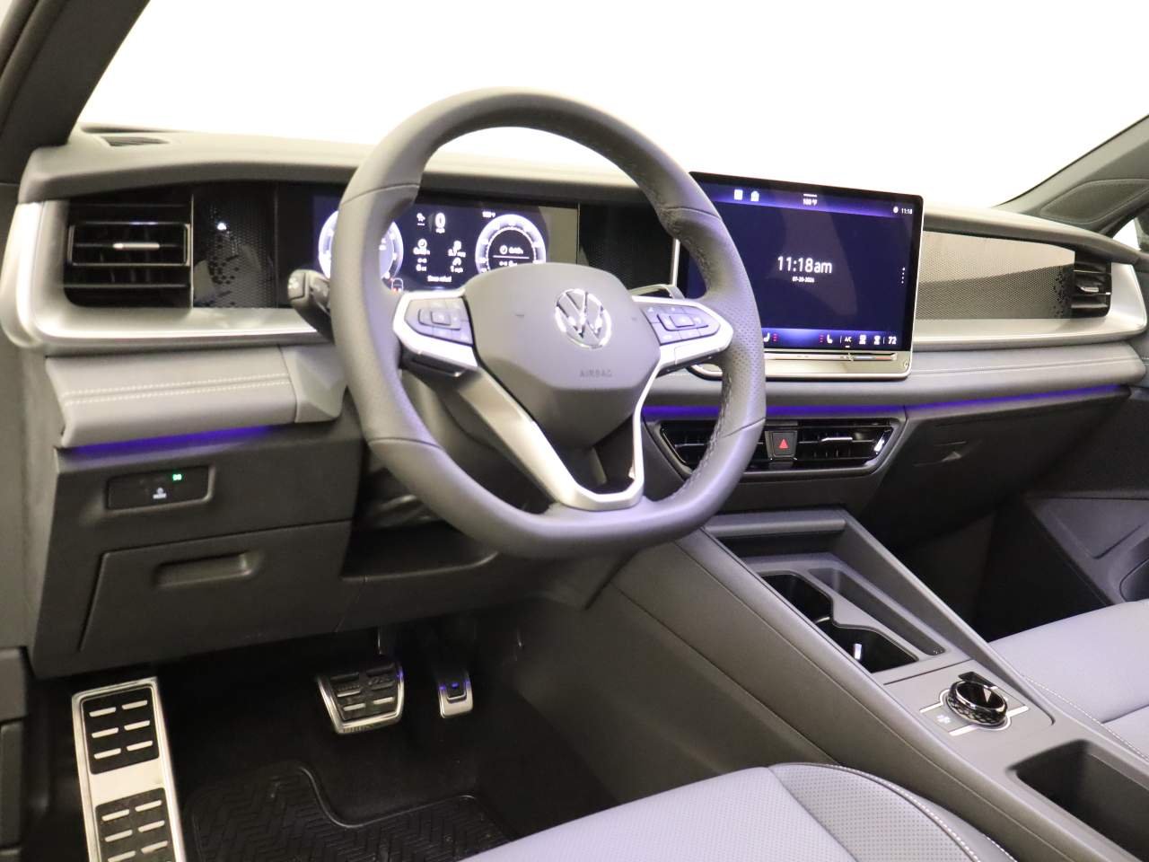 New 2026 Opal White w Volkswagen SE R-Line Black image 13
