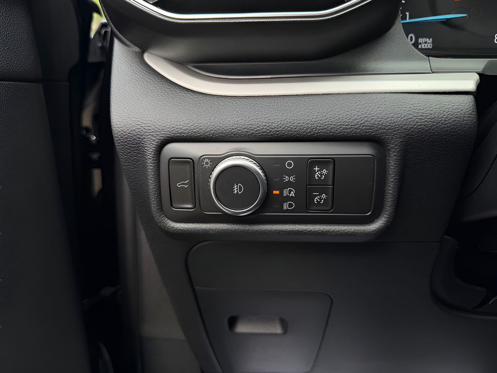 Used 2020 Black Ford XLT image 11