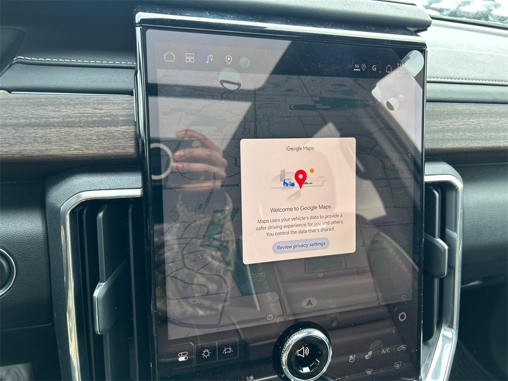 2026 GMC ACADIA - Image 21